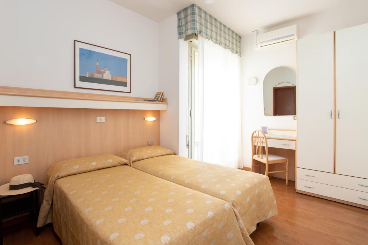 Hotel Telenia Τζεσόλο Λίντο Εξωτερικό φωτογραφία