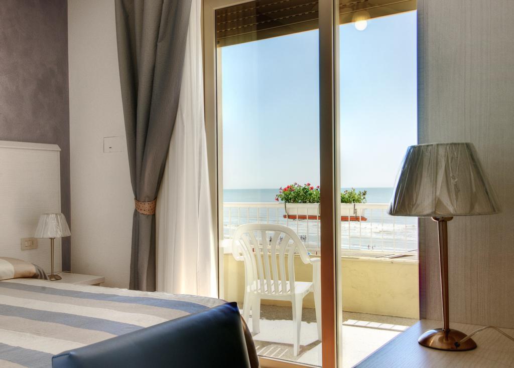 Hotel Telenia Τζεσόλο Λίντο Εξωτερικό φωτογραφία